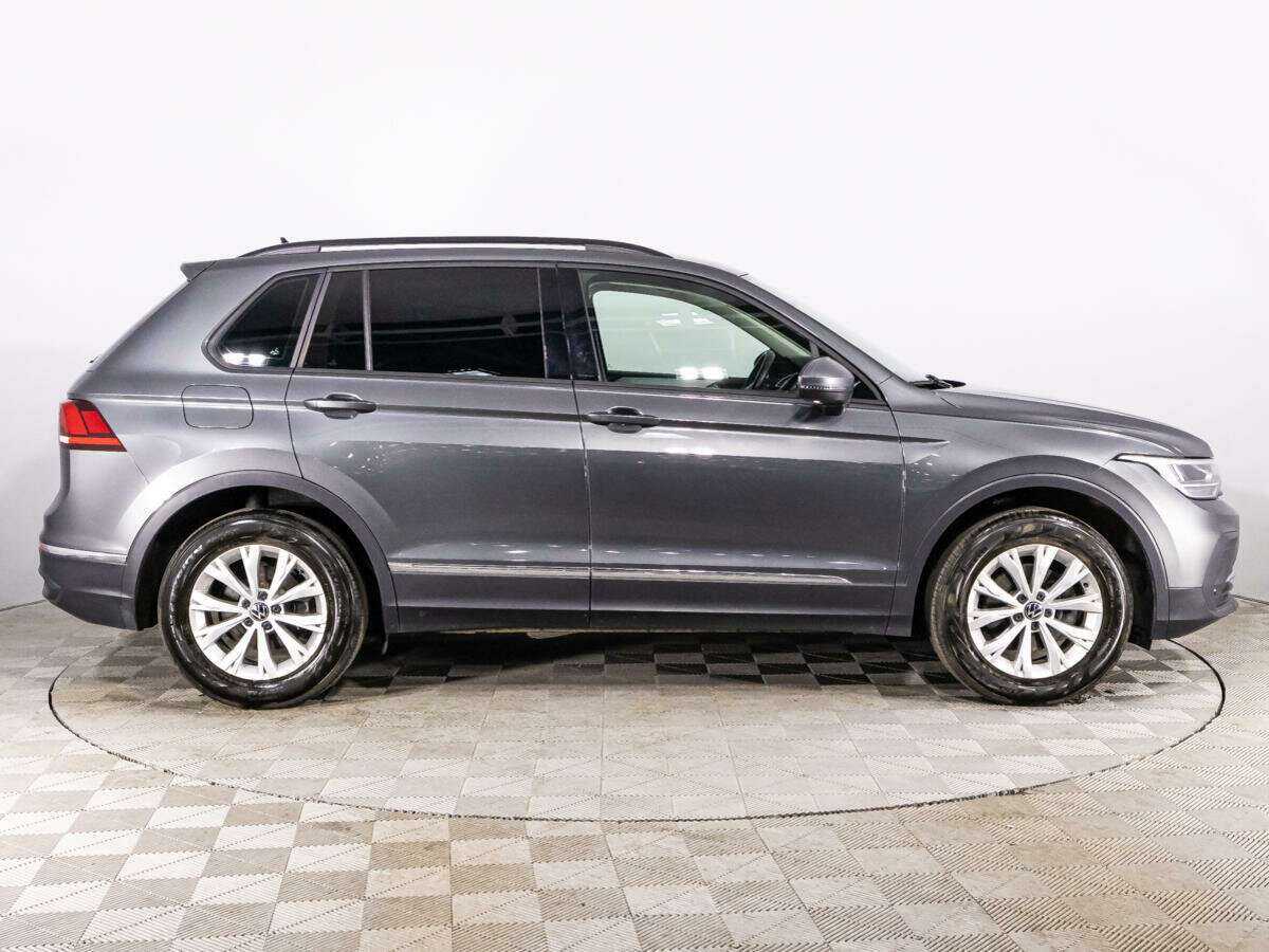 Купить Volkswagen Tiguan, 2021, 57 780 км.. Фото: #3