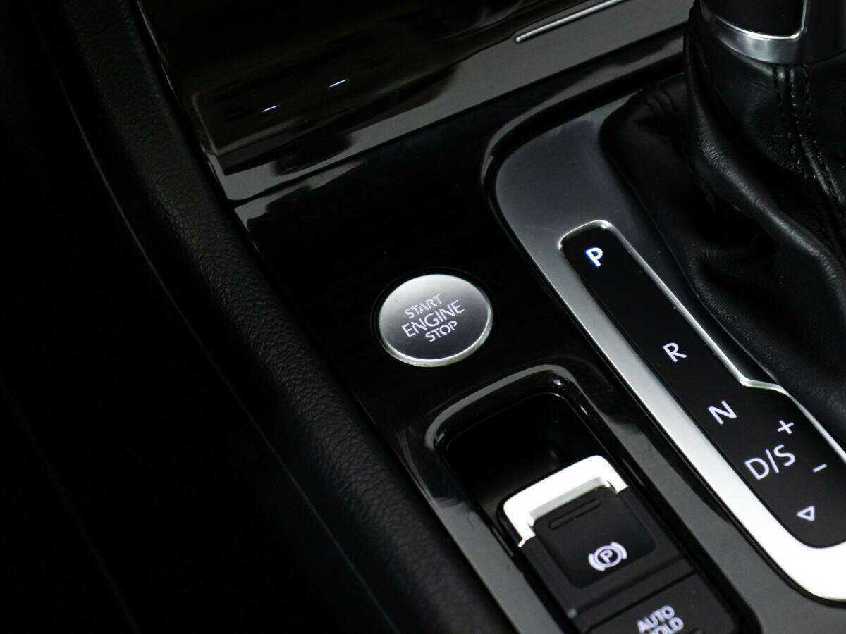 Купить Volkswagen Touareg, 2015, 192 733 км.. Фото: #18