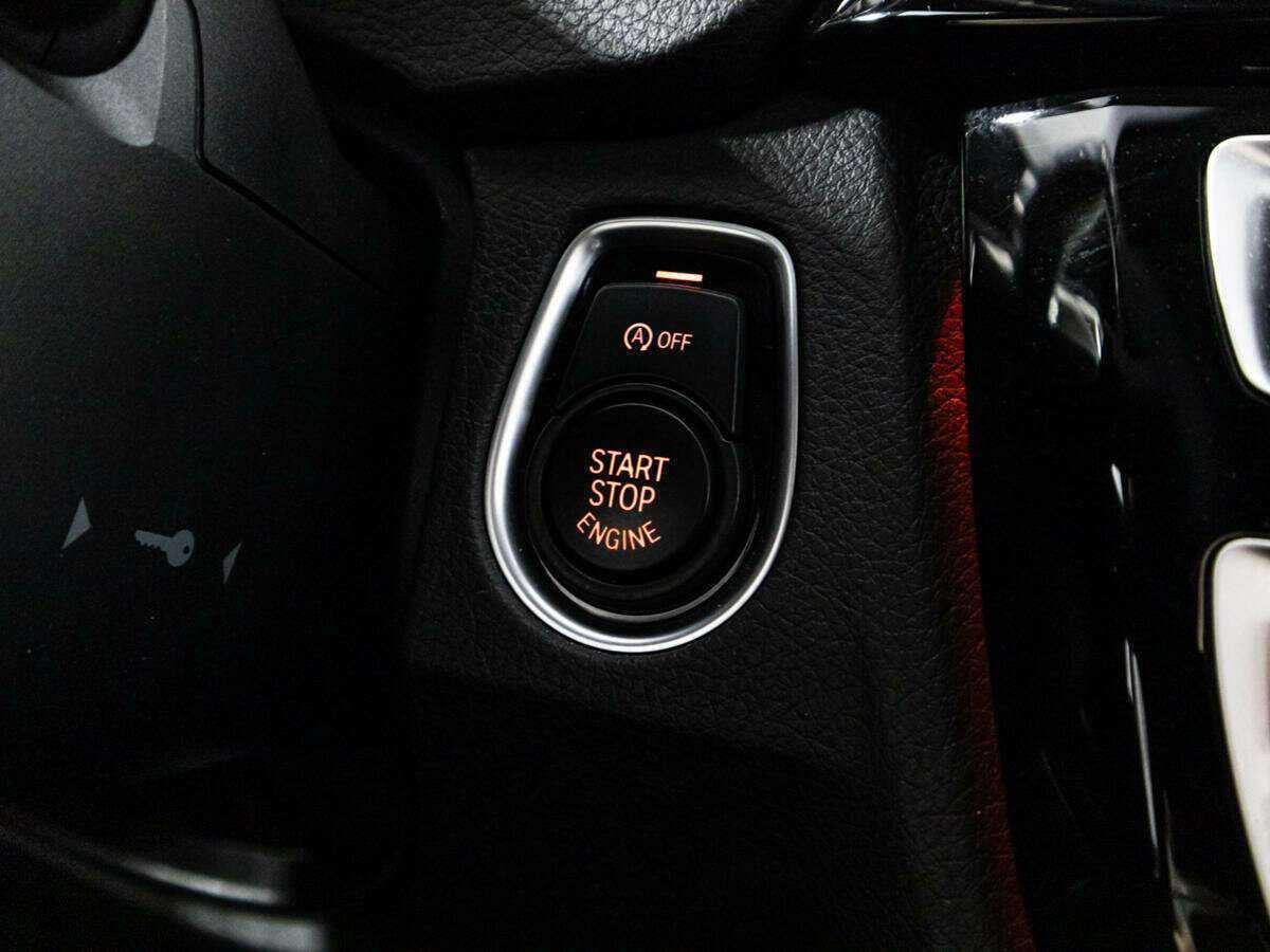 Купить BMW 3 серии, 2018, 69 691 км.. Фото: #17