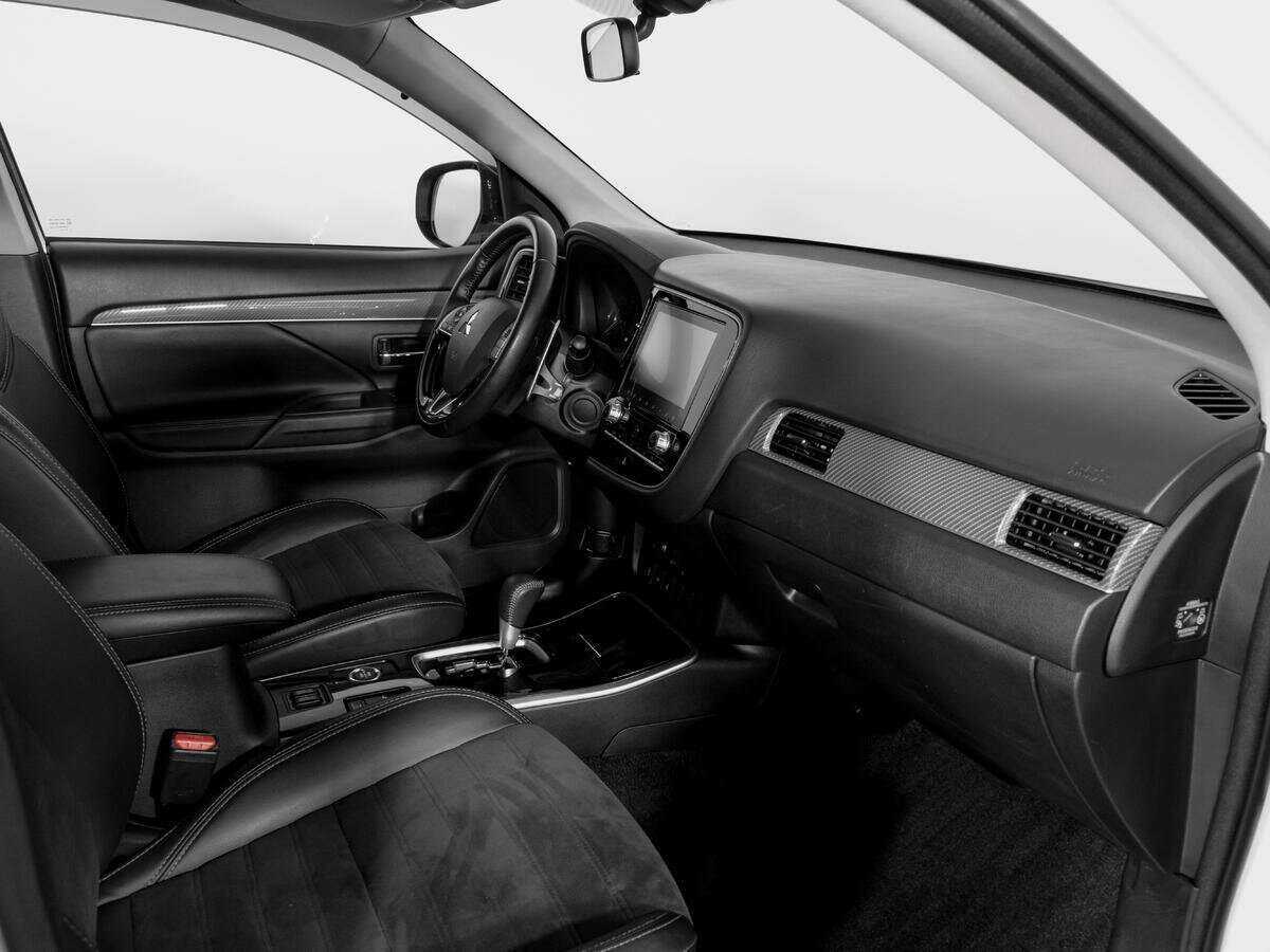 Купить Mitsubishi Outlander, 2021, 43 837 км.. Фото: #8