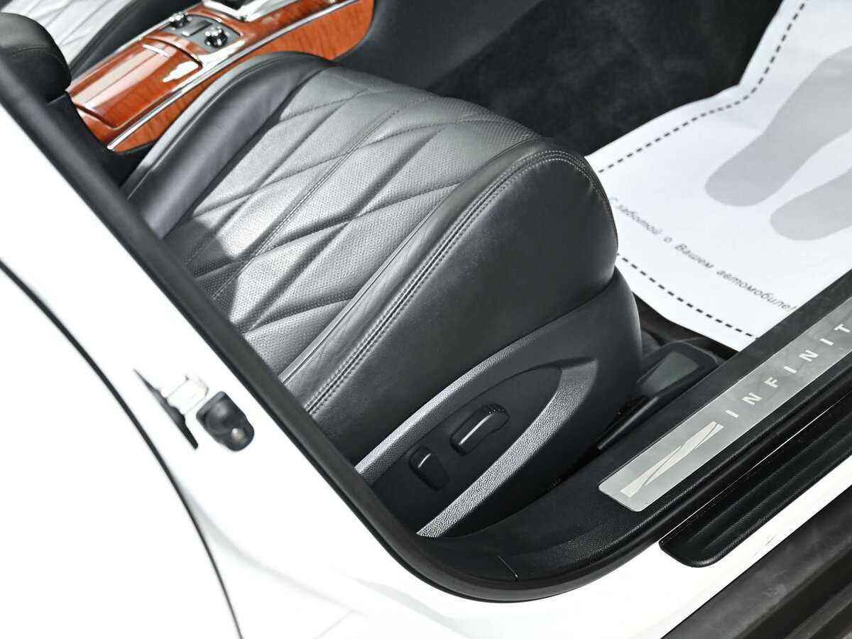 Купить Infiniti FX, 2012, 172 000 км.. Фото: #16