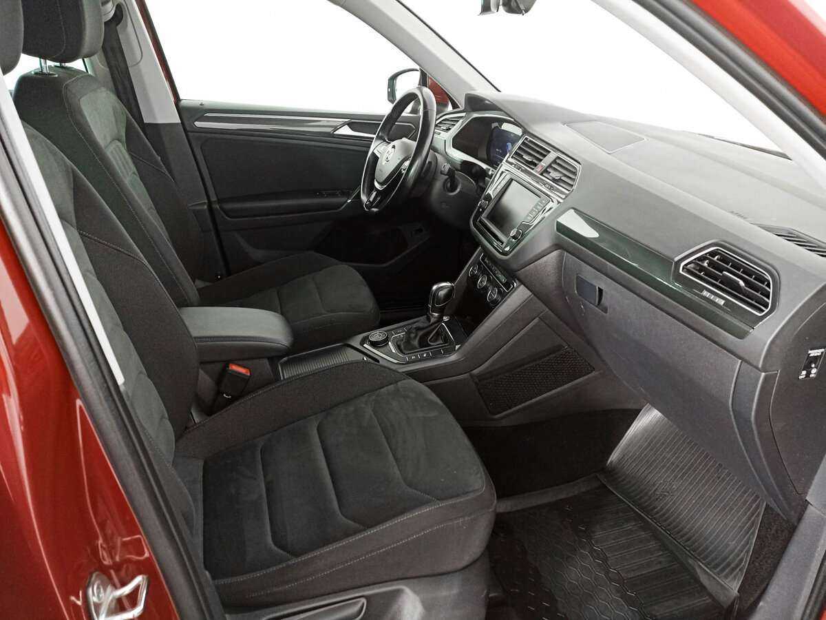 Купить Volkswagen Tiguan, 2017, 119 011 км.. Фото: #8