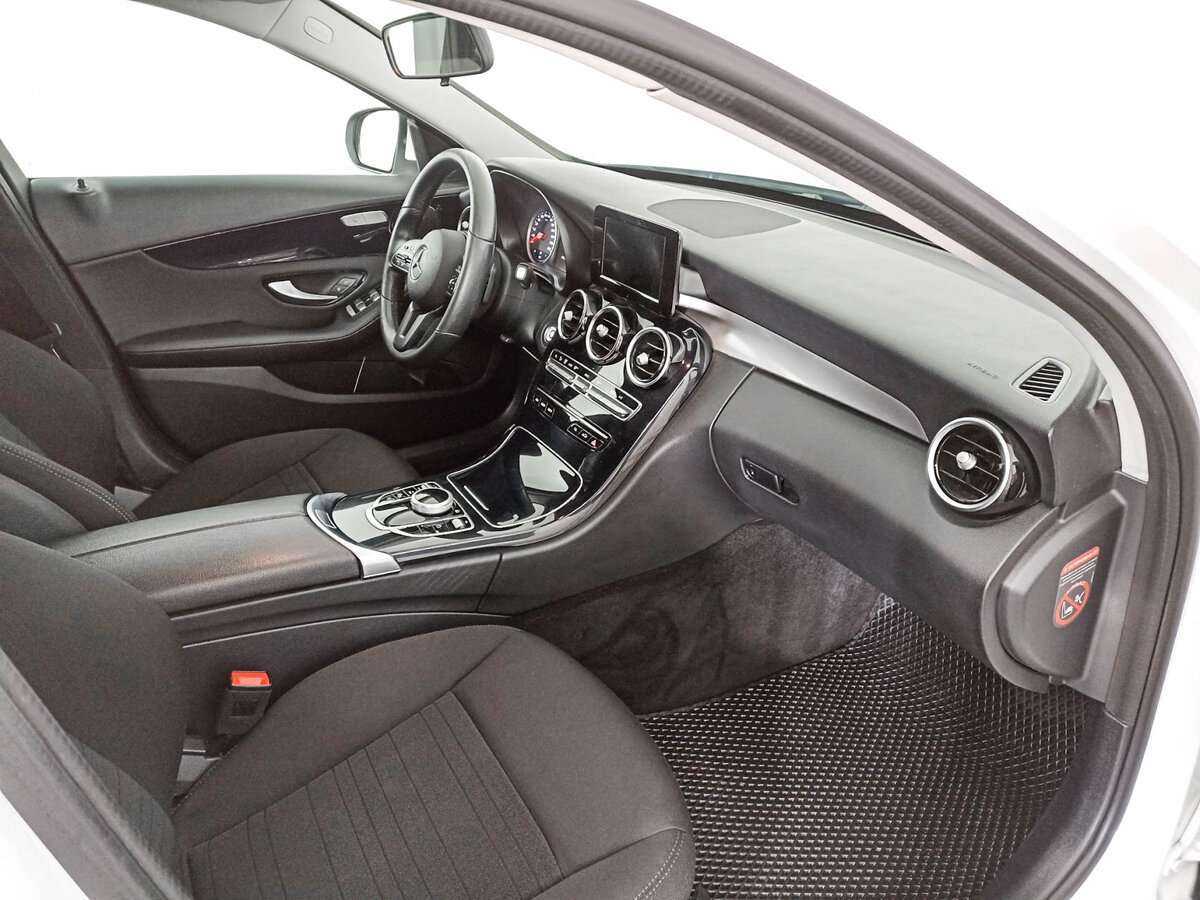 Купить Mercedes-Benz C-Класс, 2018, 152 004 км.. Фото: #8