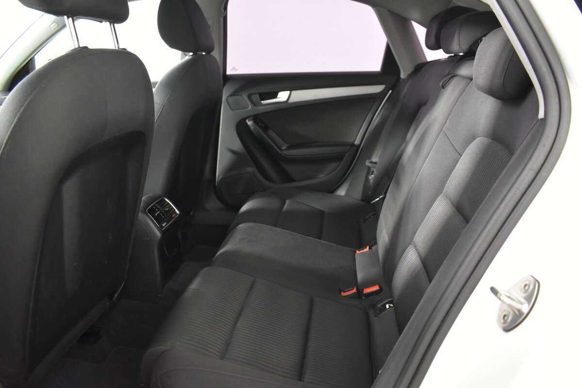 Купить Audi A4, 2012, 176 638 км.. Фото: #6