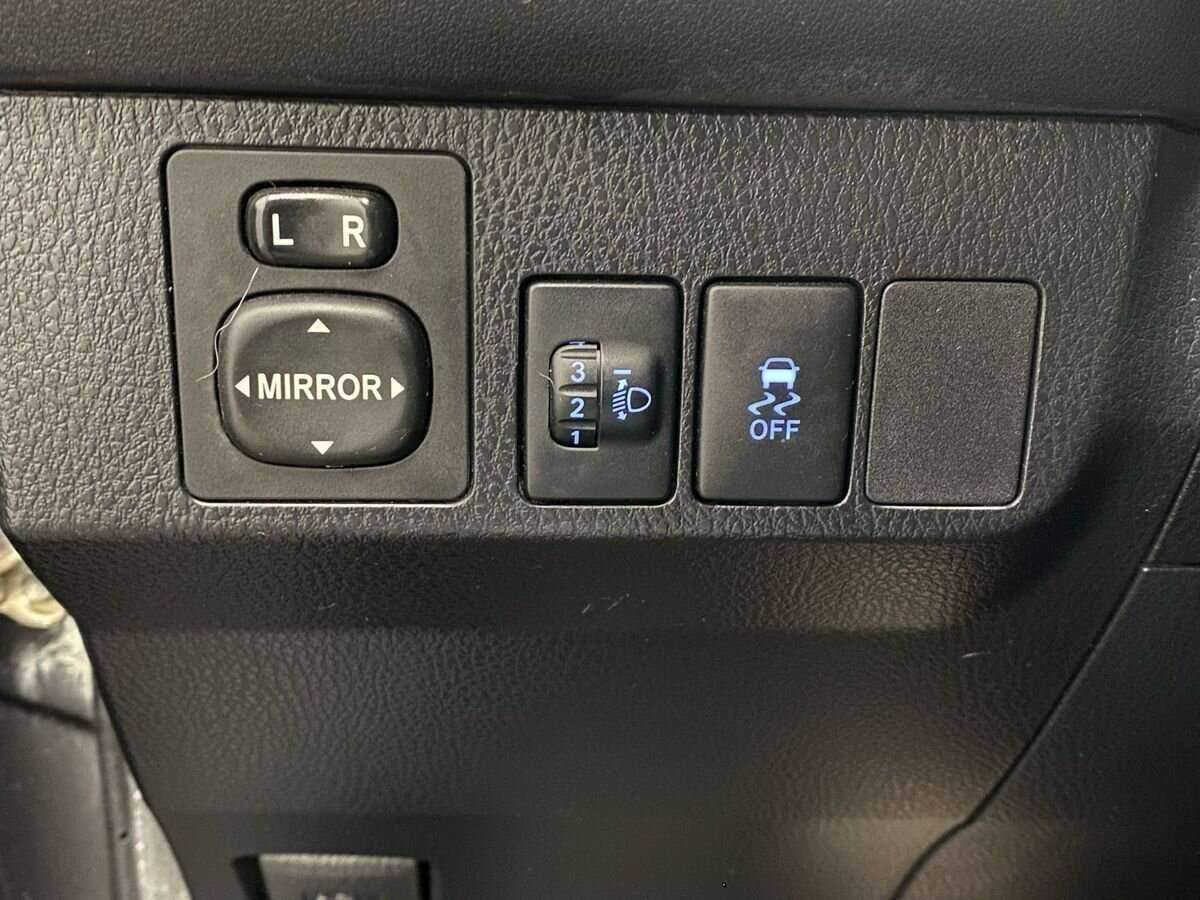 Купить Тойота Рав4, 2014, 134 920 км.. Фото: #13