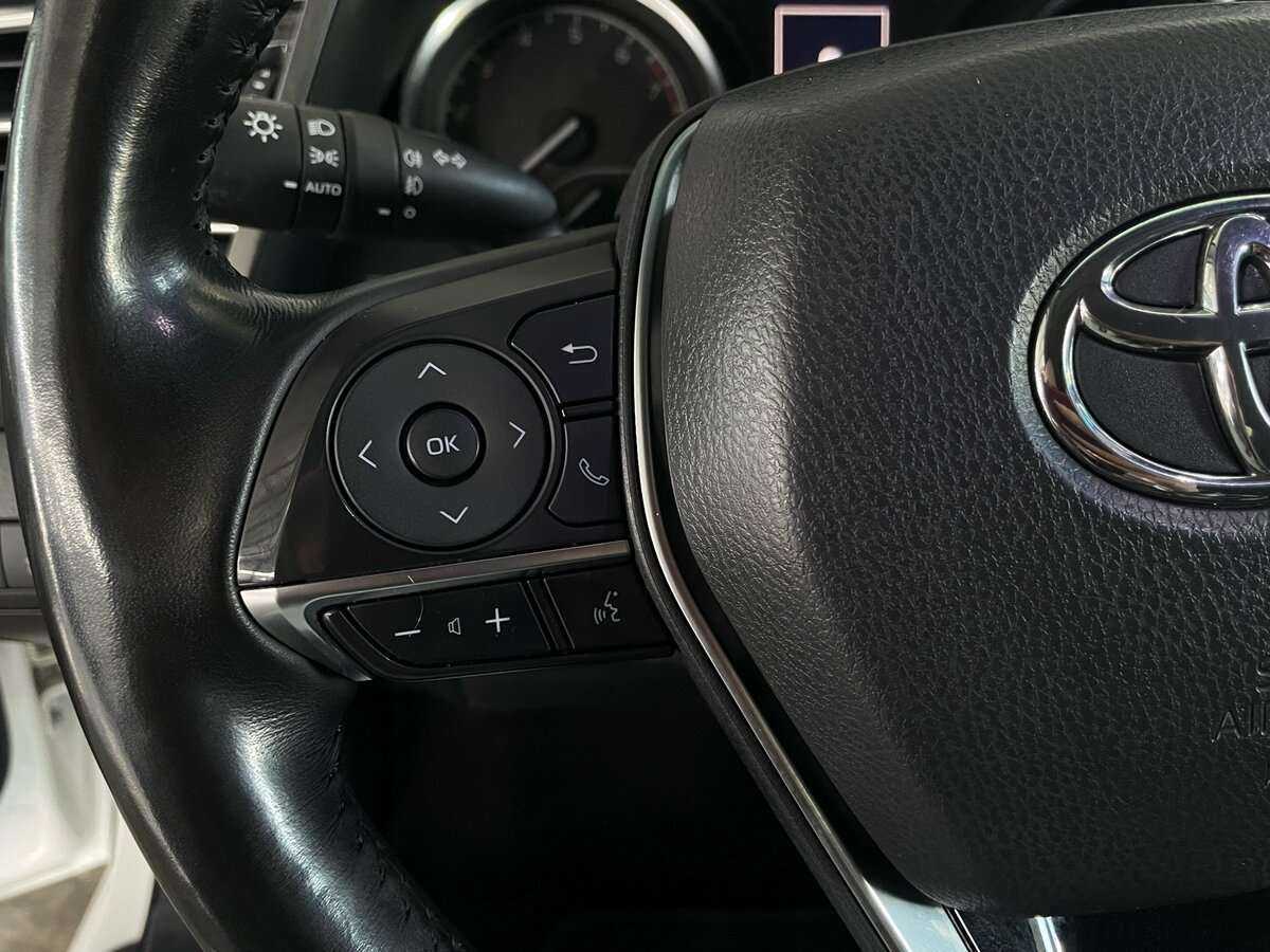 Купить Toyota Camry, 2018, 120 727 км.. Фото: #12