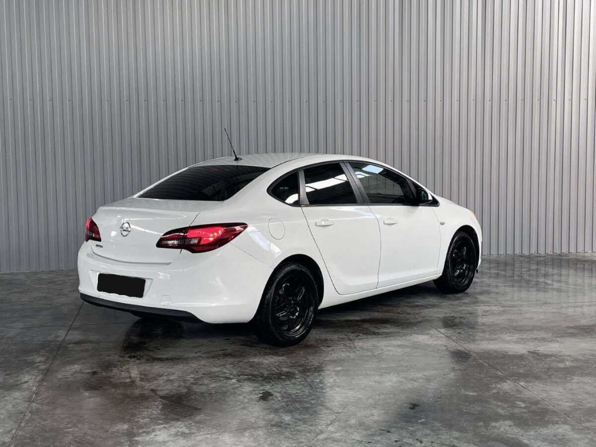 Купить Опель Астра, 2013, 205 254 км.. Фото: #4