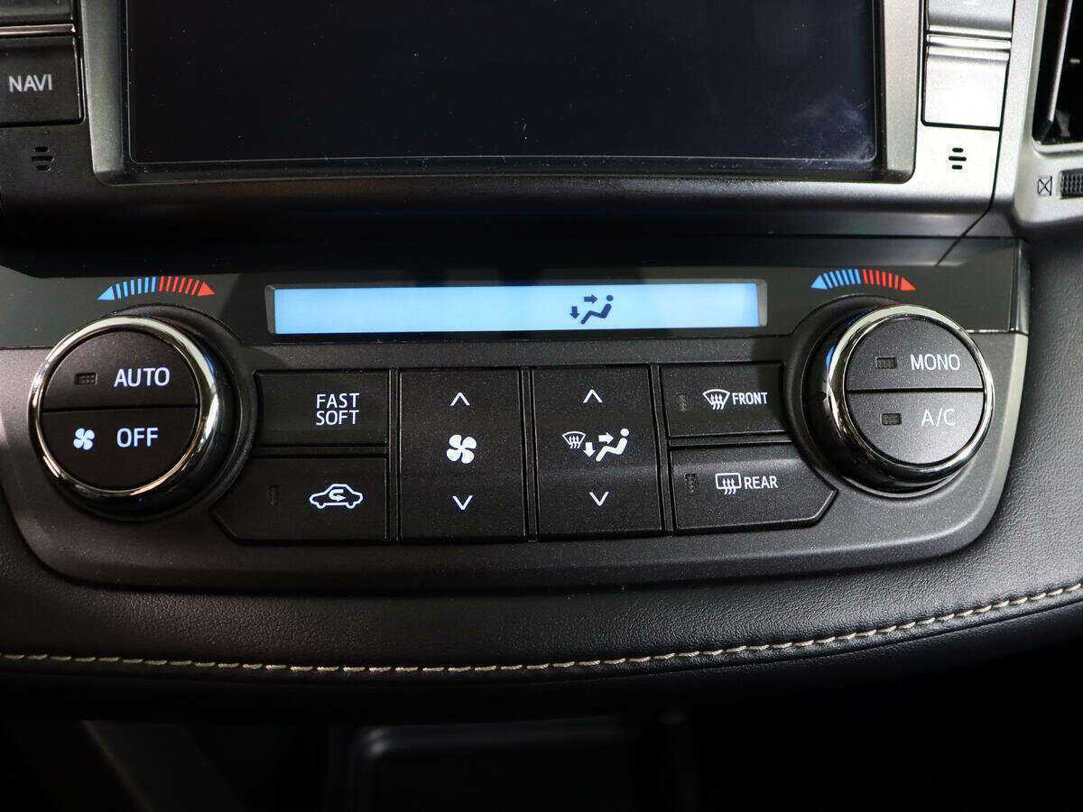 Купить Тойота Рав4, 2017, 141 211 км.. Фото: #20