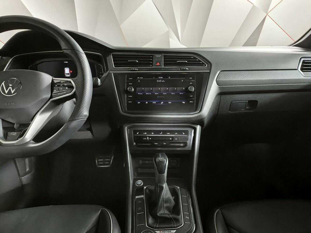 Купить Volkswagen Tiguan, 2021, 26 100 км.. Фото: #9