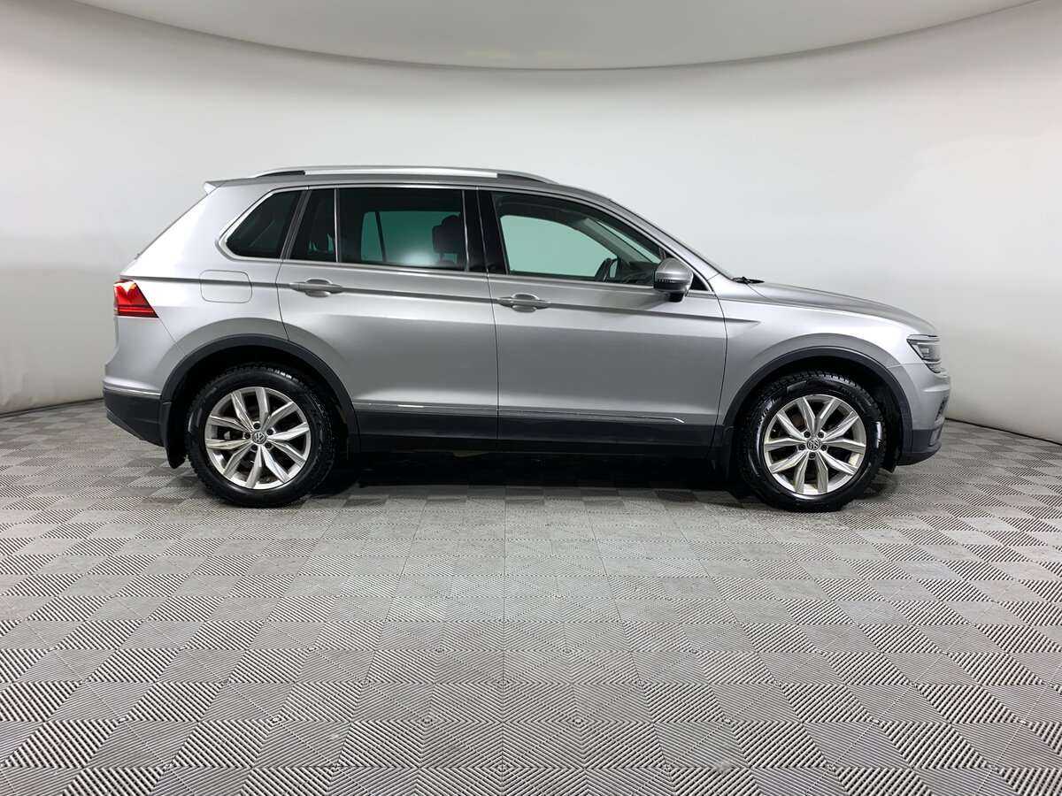 Купить Volkswagen Tiguan, 2018, 84 358 км.. Фото: #2