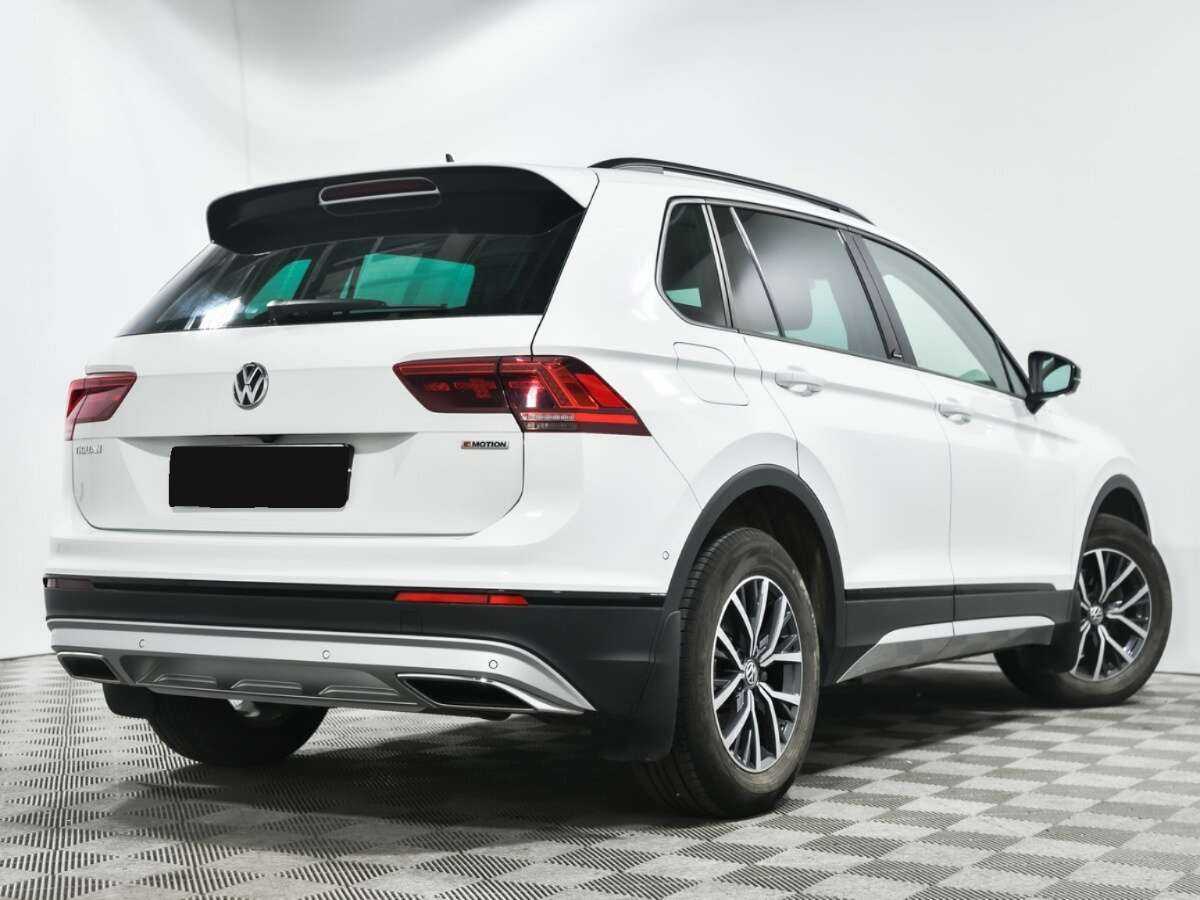 Купить Volkswagen Tiguan, 2020, 72 673 км.. Фото: #2