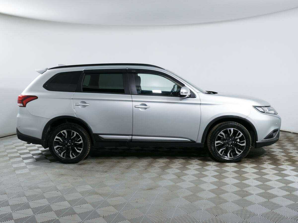 Купить Mitsubishi Outlander, 2021, 59 250 км.. Фото: #3