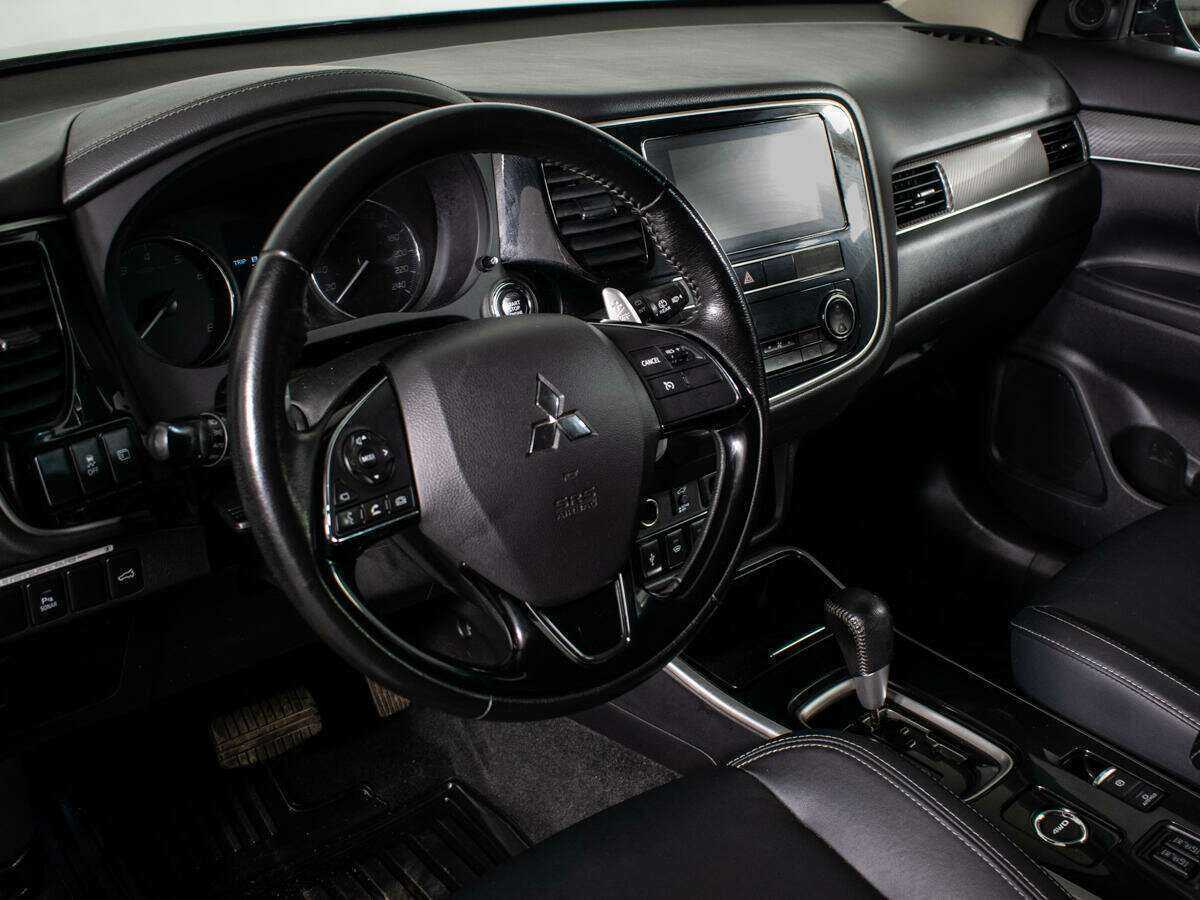 Купить Mitsubishi Outlander, 2018, 113 000 км.. Фото: #9