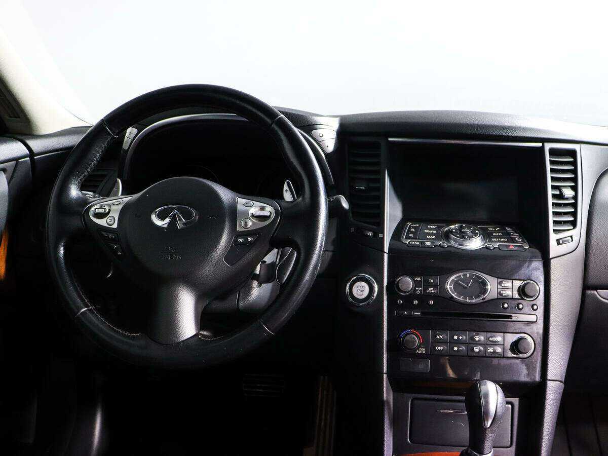 Купить Infiniti FX, 2013, 94 321 км.. Фото: #9