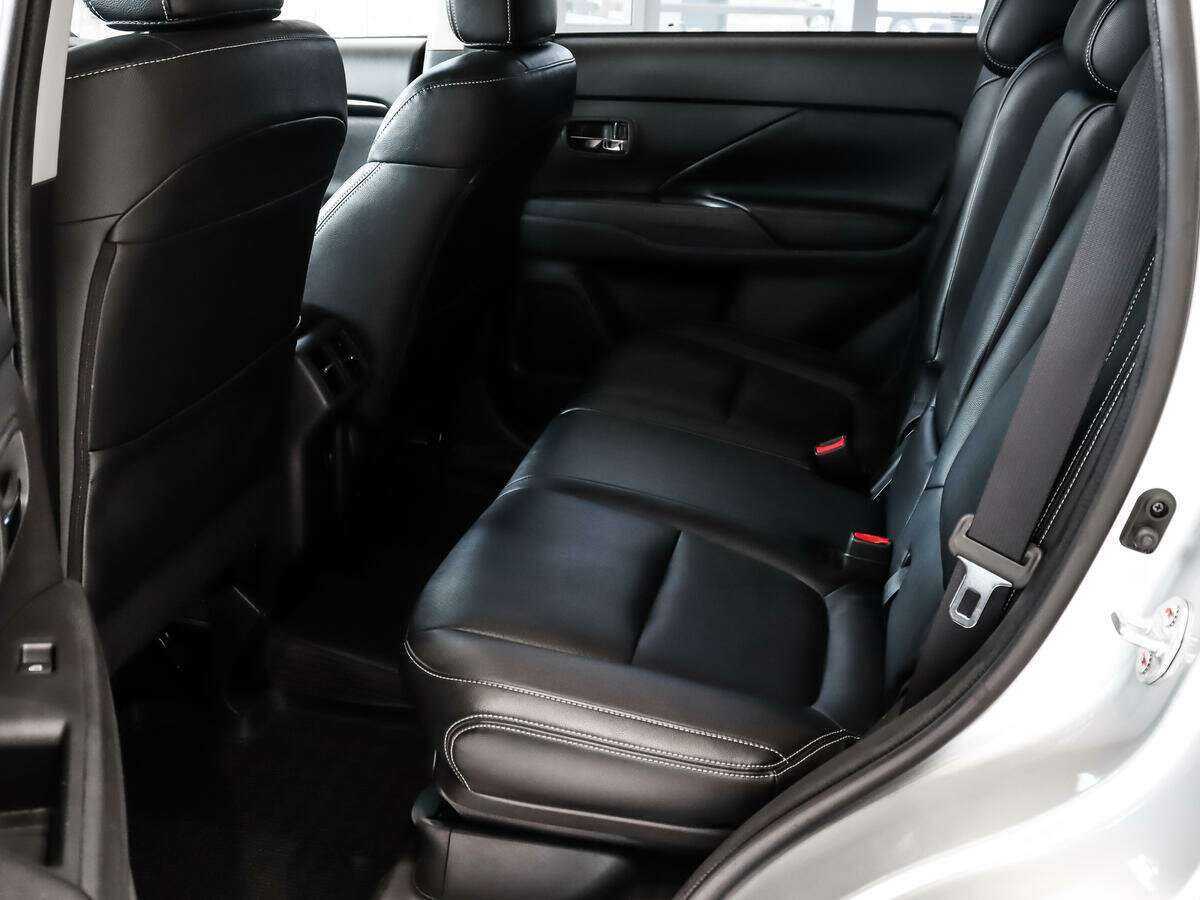 Купить Mitsubishi Outlander, 2019, 69 017 км.. Фото: #10