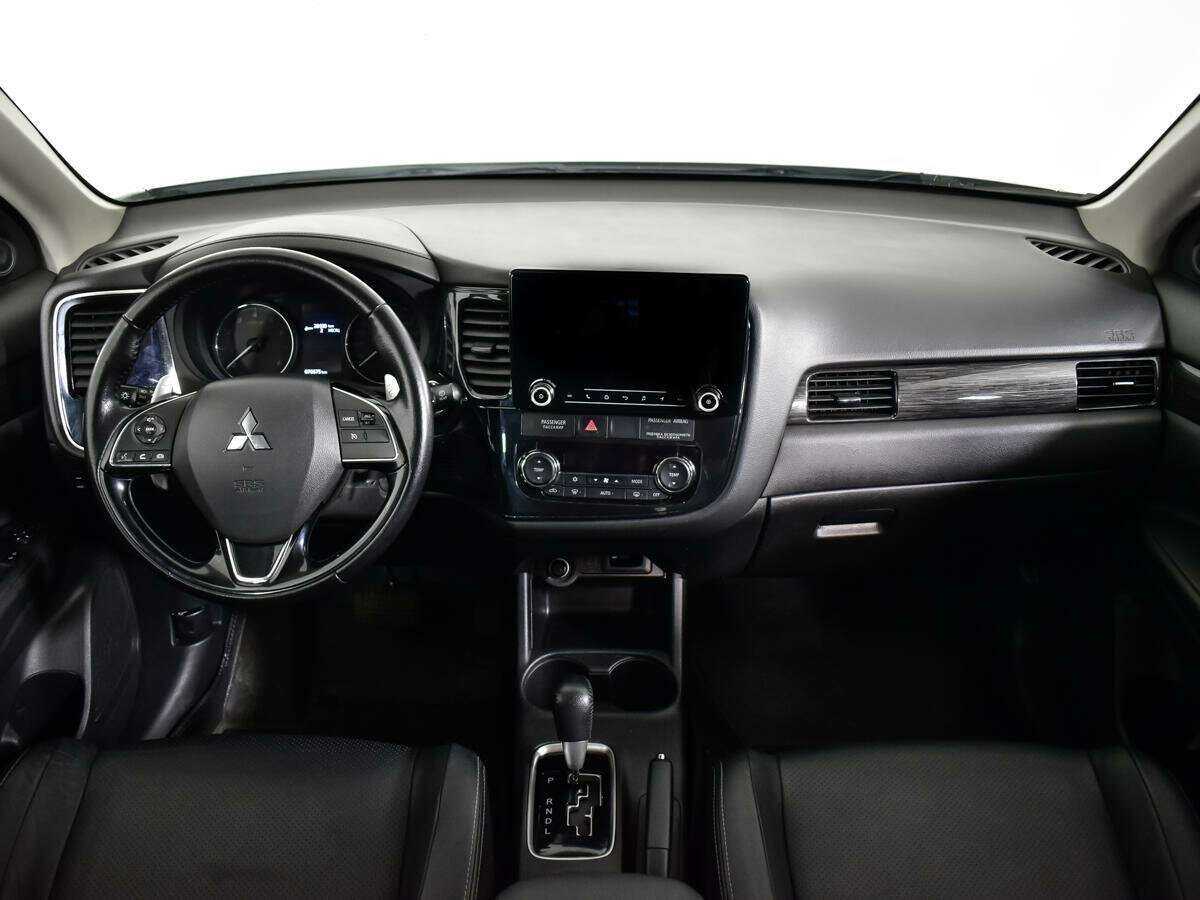 Купить Mitsubishi Outlander, 2016, 76 674 км.. Фото: #11