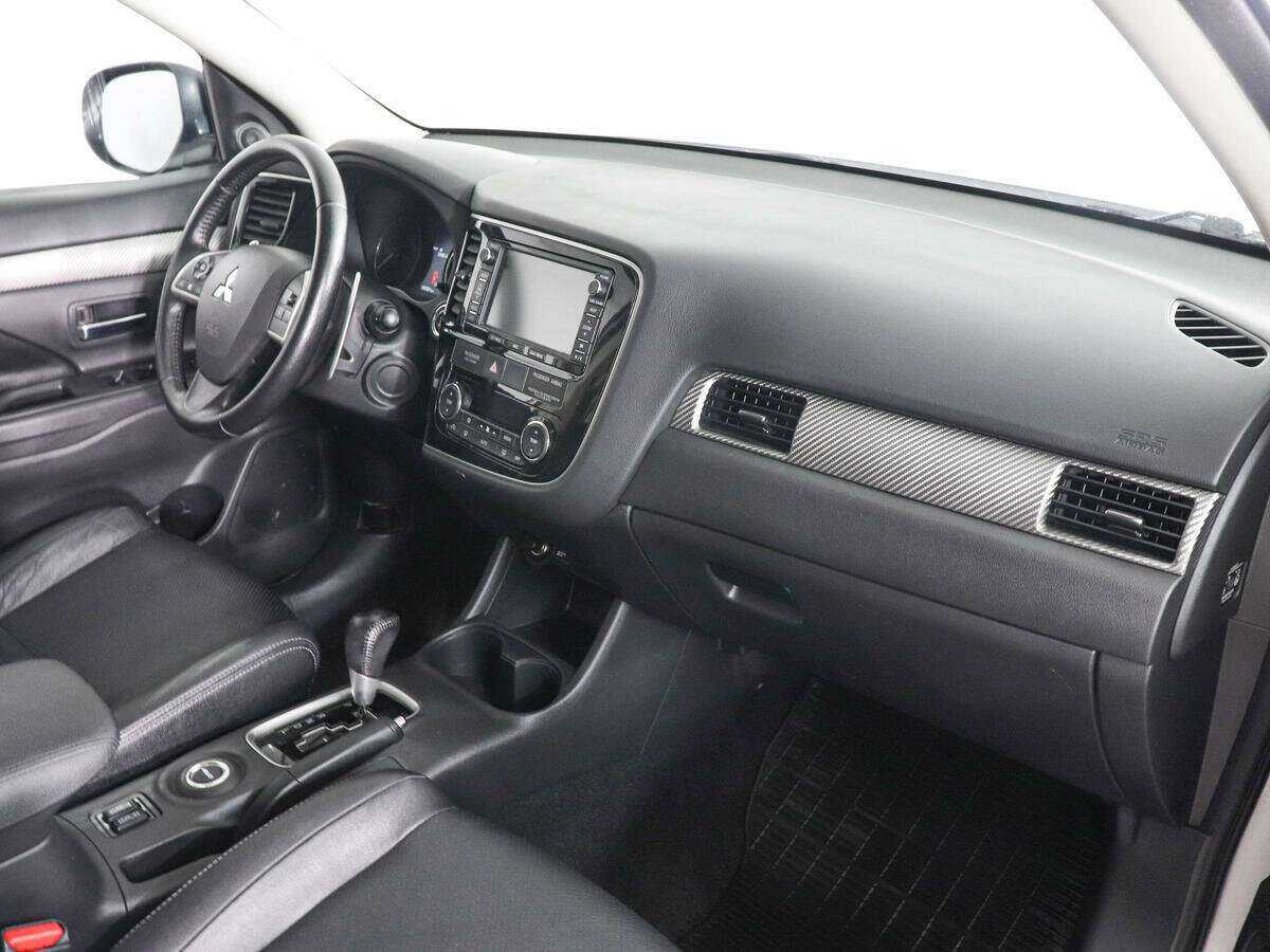 Купить Mitsubishi Outlander, 2012, 145 499 км.. Фото: #9