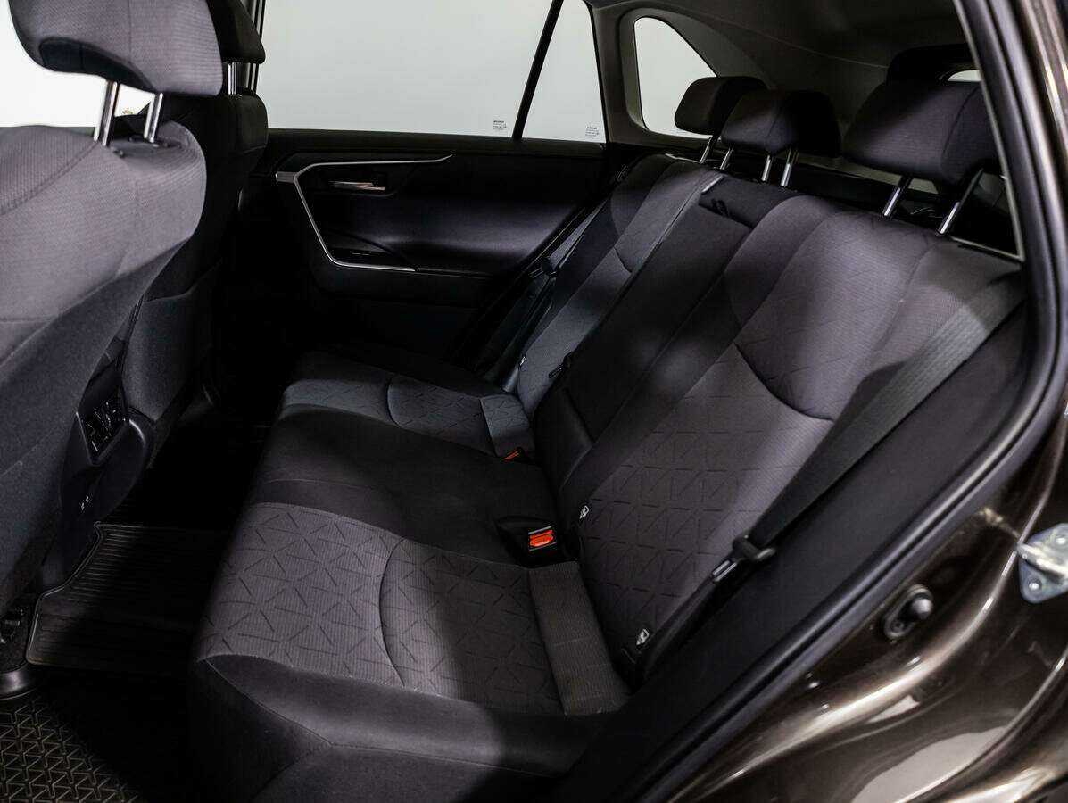 Купить Toyota RAV4, 2021, 96 678 км.. Фото: #6