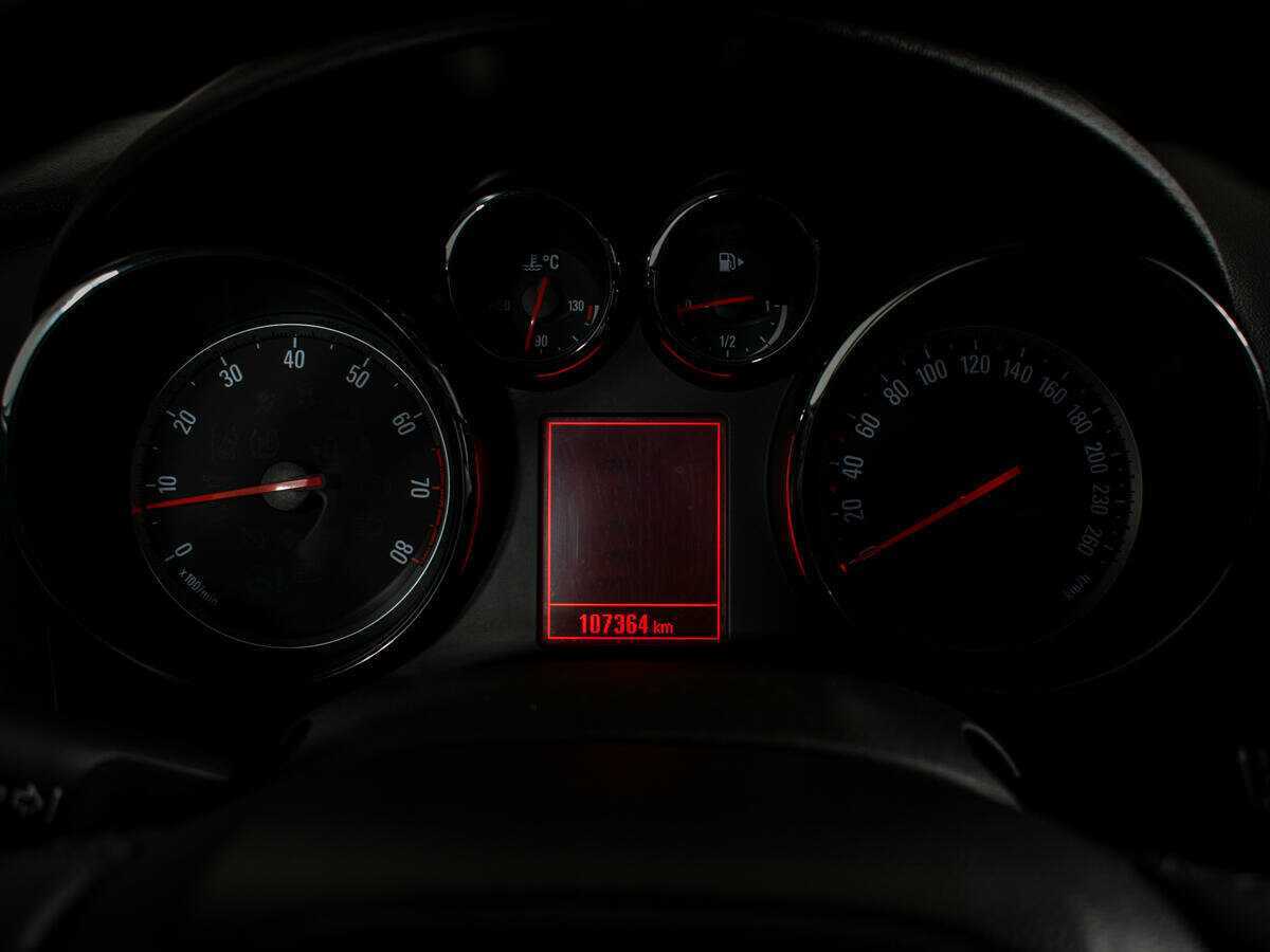 Купить Опель Астра, 2013, 109 000 км.. Фото: #10