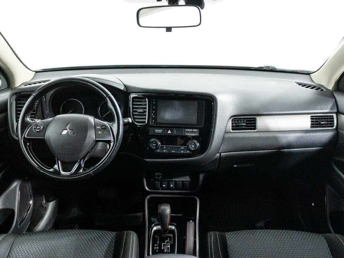 Купить Mitsubishi Outlander, 2017, 171 384 км.. Фото: #12