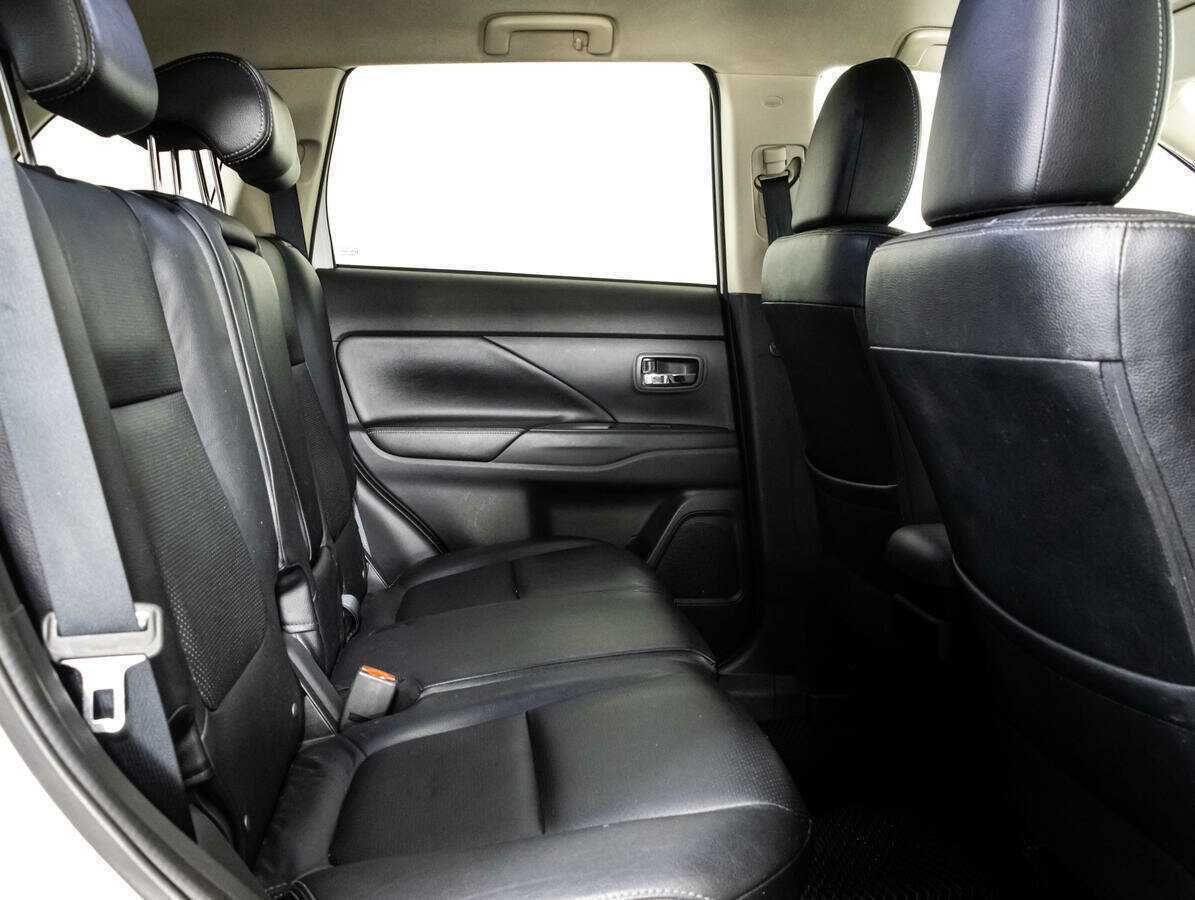 Купить Mitsubishi Outlander, 2014, 264 703 км.. Фото: #14