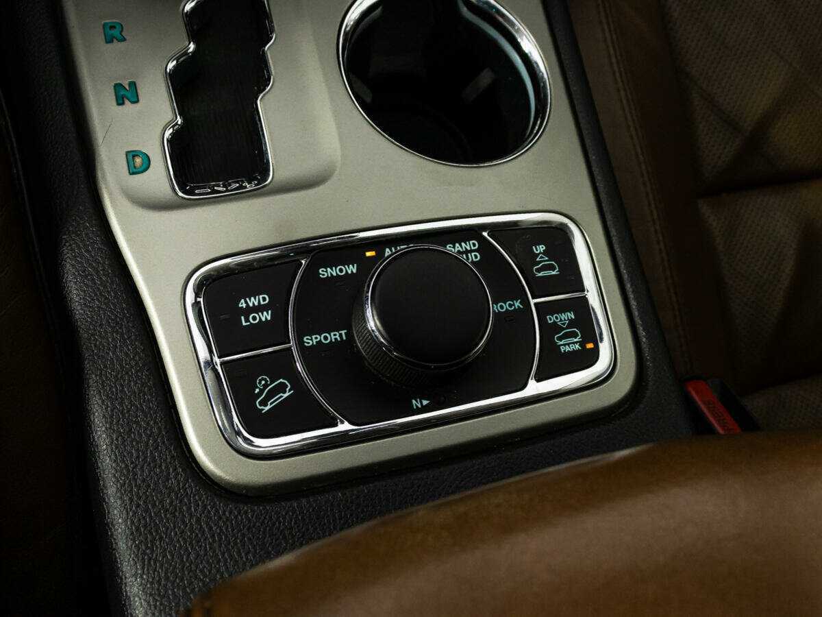 Купить Jeep Grand Cherokee, 2012, 303 043 км.. Фото: #16