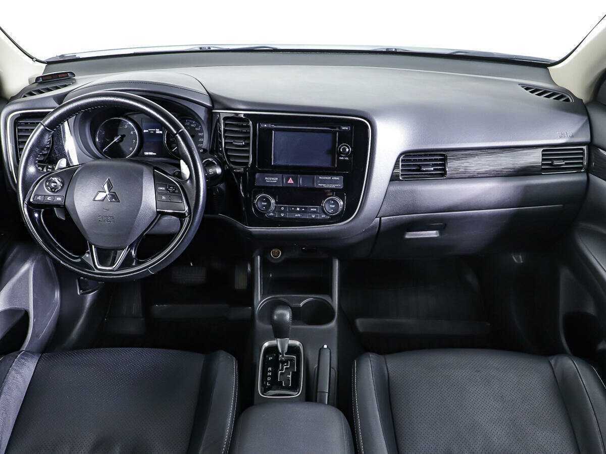 Купить Mitsubishi Outlander, 2016, 129 798 км.. Фото: #10