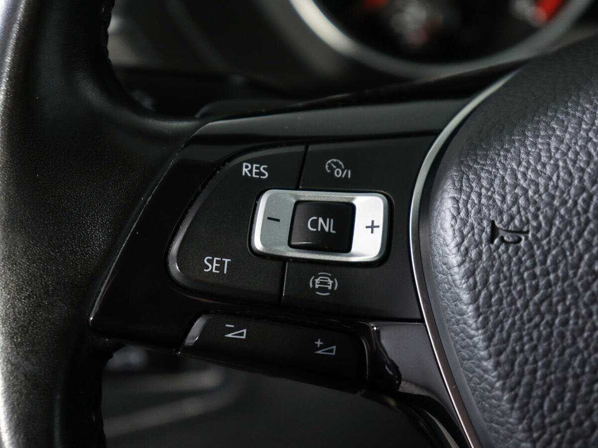 Купить Volkswagen Tiguan, 2019, 74 900 км.. Фото: #17