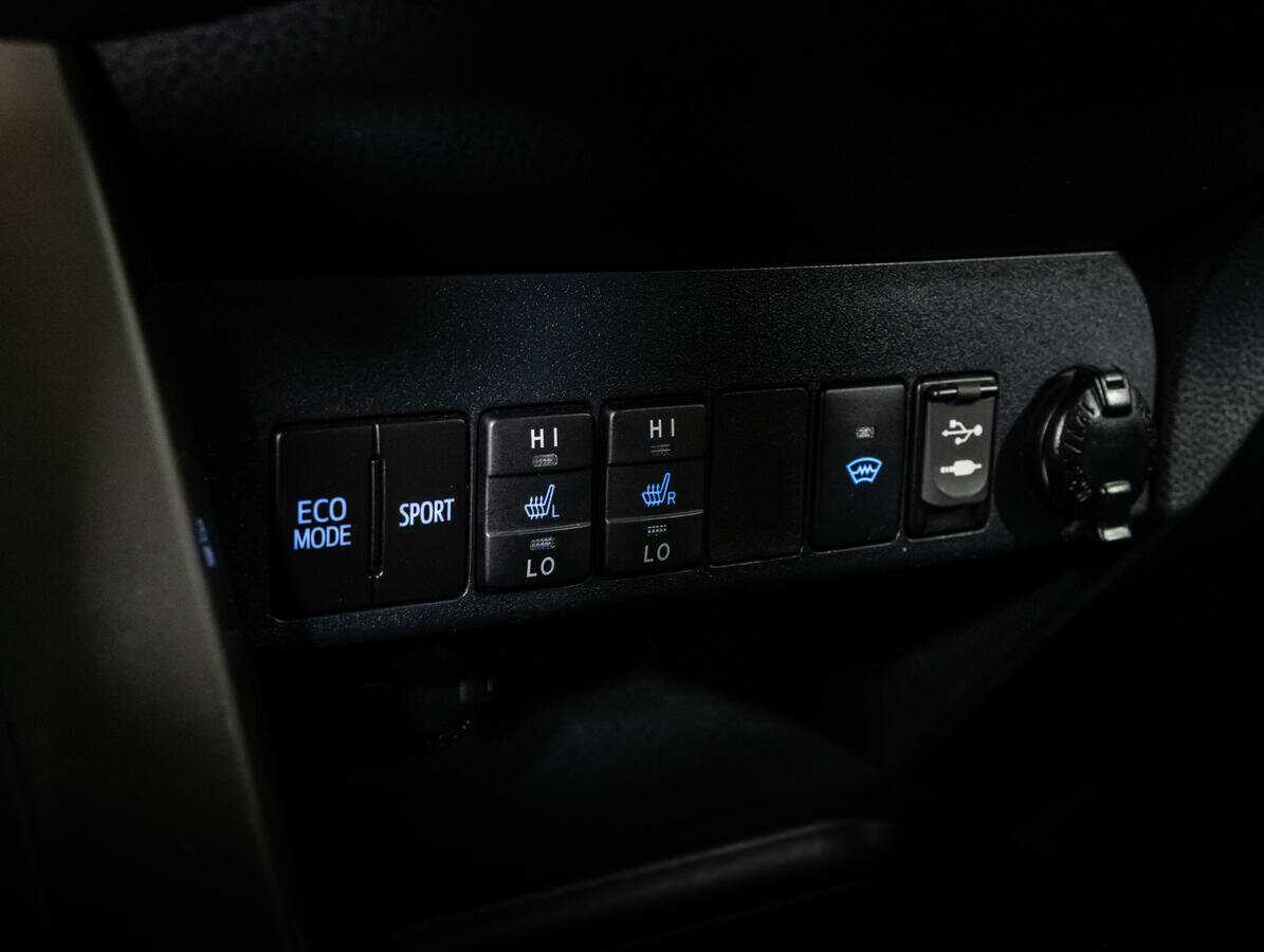 Купить Тойота Рав4, 2016, 164 324 км.. Фото: #19