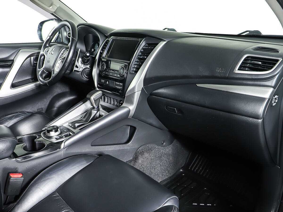 Купить Mitsubishi Pajero Sport, 2018, 108 416 км.. Фото: #8