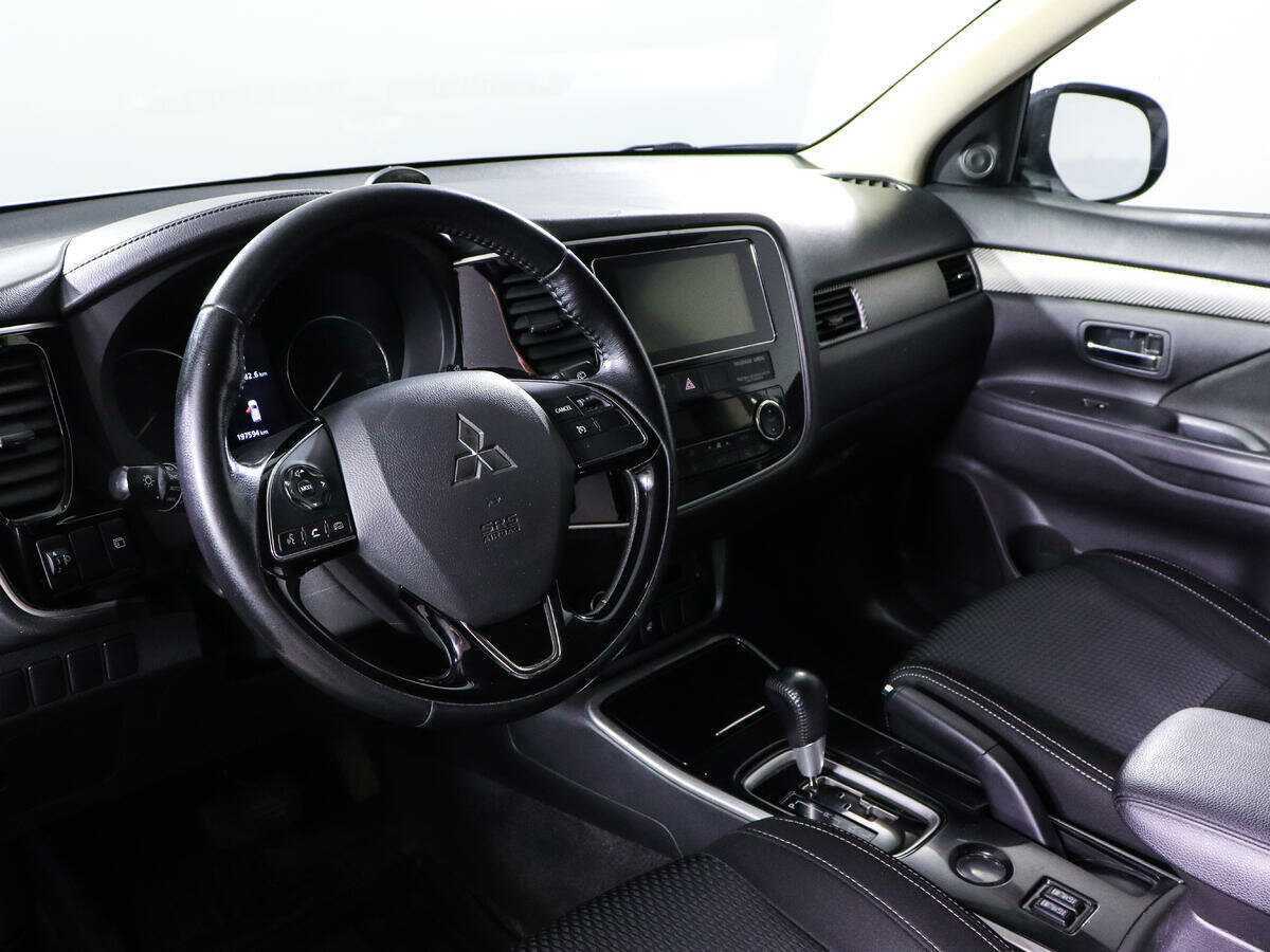 Купить Mitsubishi Outlander, 2018, 197 000 км.. Фото: #11