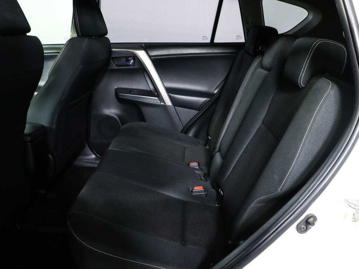 Купить Тойота Рав4, 2017, 139 293 км.. Фото: #7