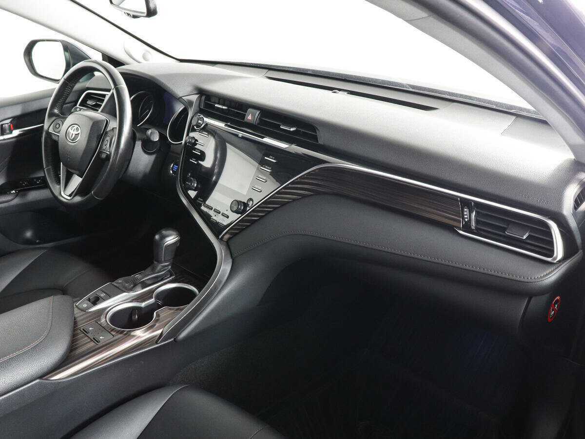 Купить Toyota Camry, 2020, 81 902 км.. Фото: #9