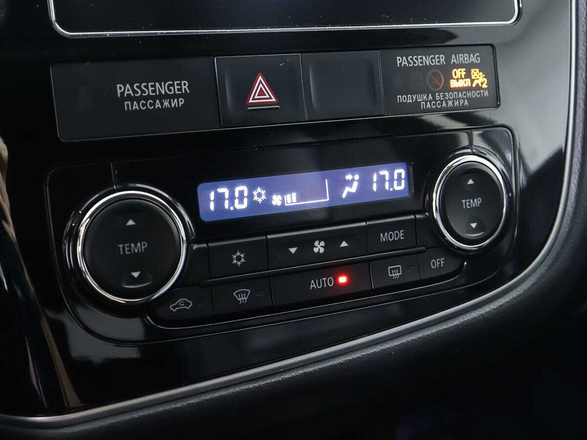 Купить Mitsubishi Outlander, 2017, 73 813 км.. Фото: #16