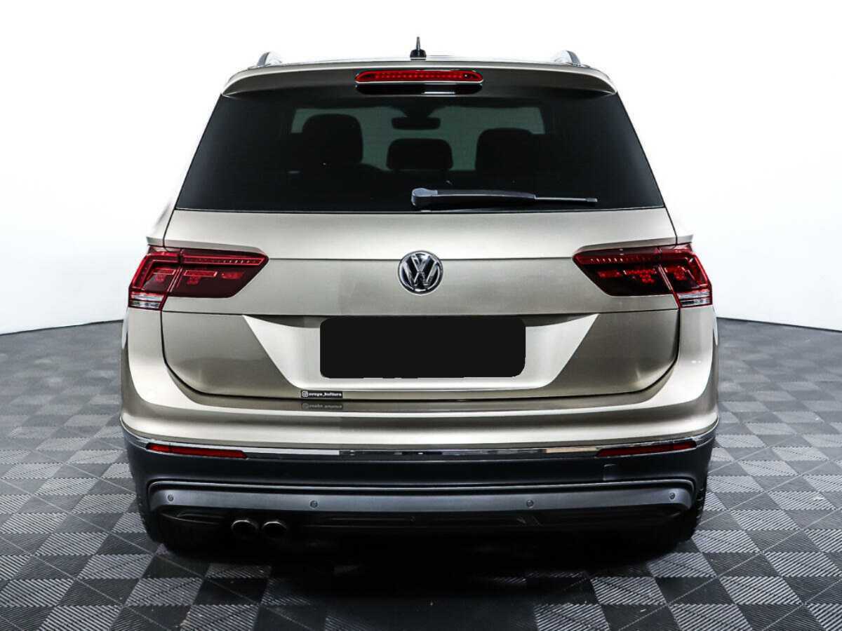 Купить Volkswagen Tiguan, 2017, 128 366 км.. Фото: #5