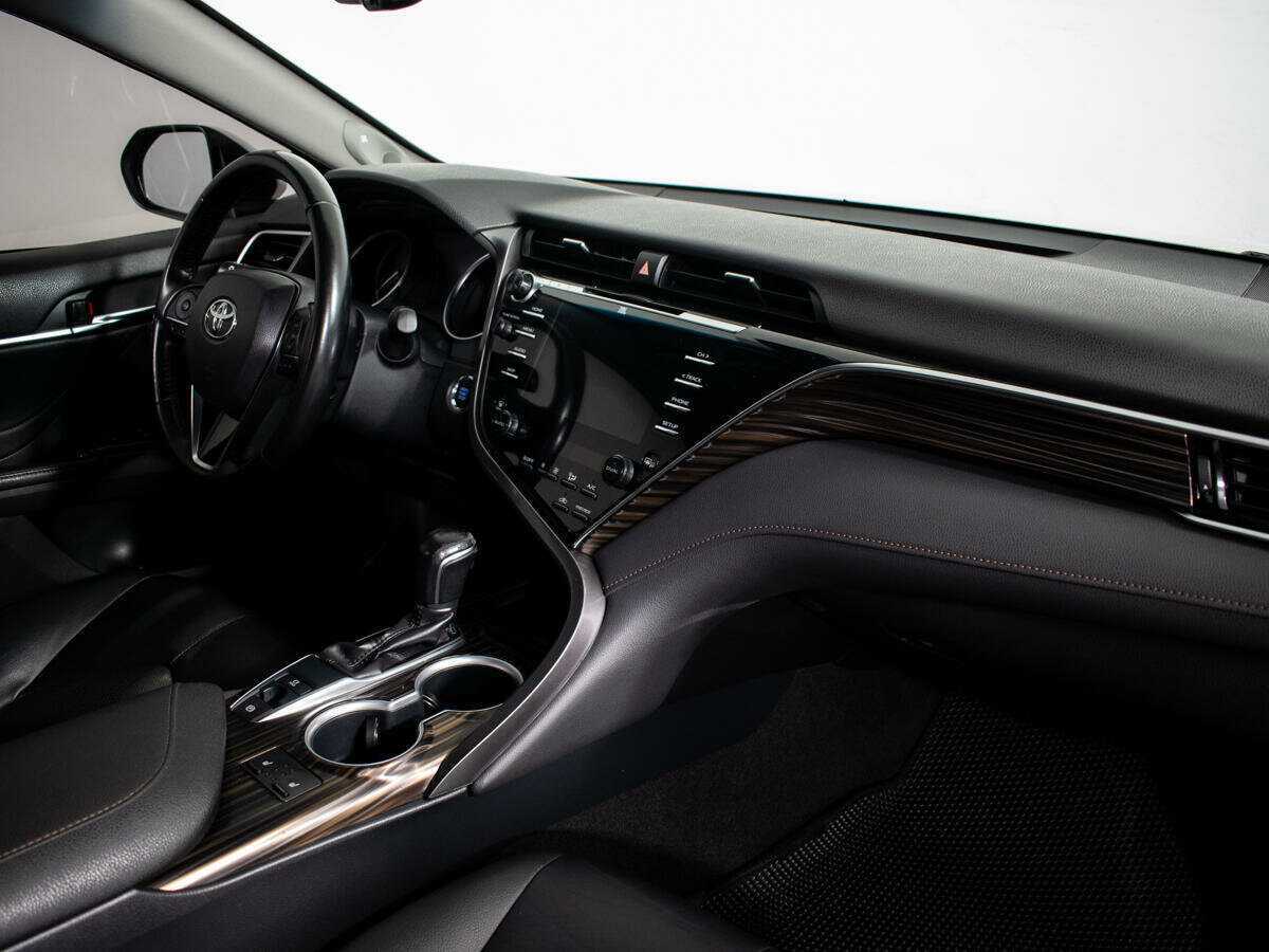 Купить Toyota Camry, 2019, 141 665 км.. Фото: #5