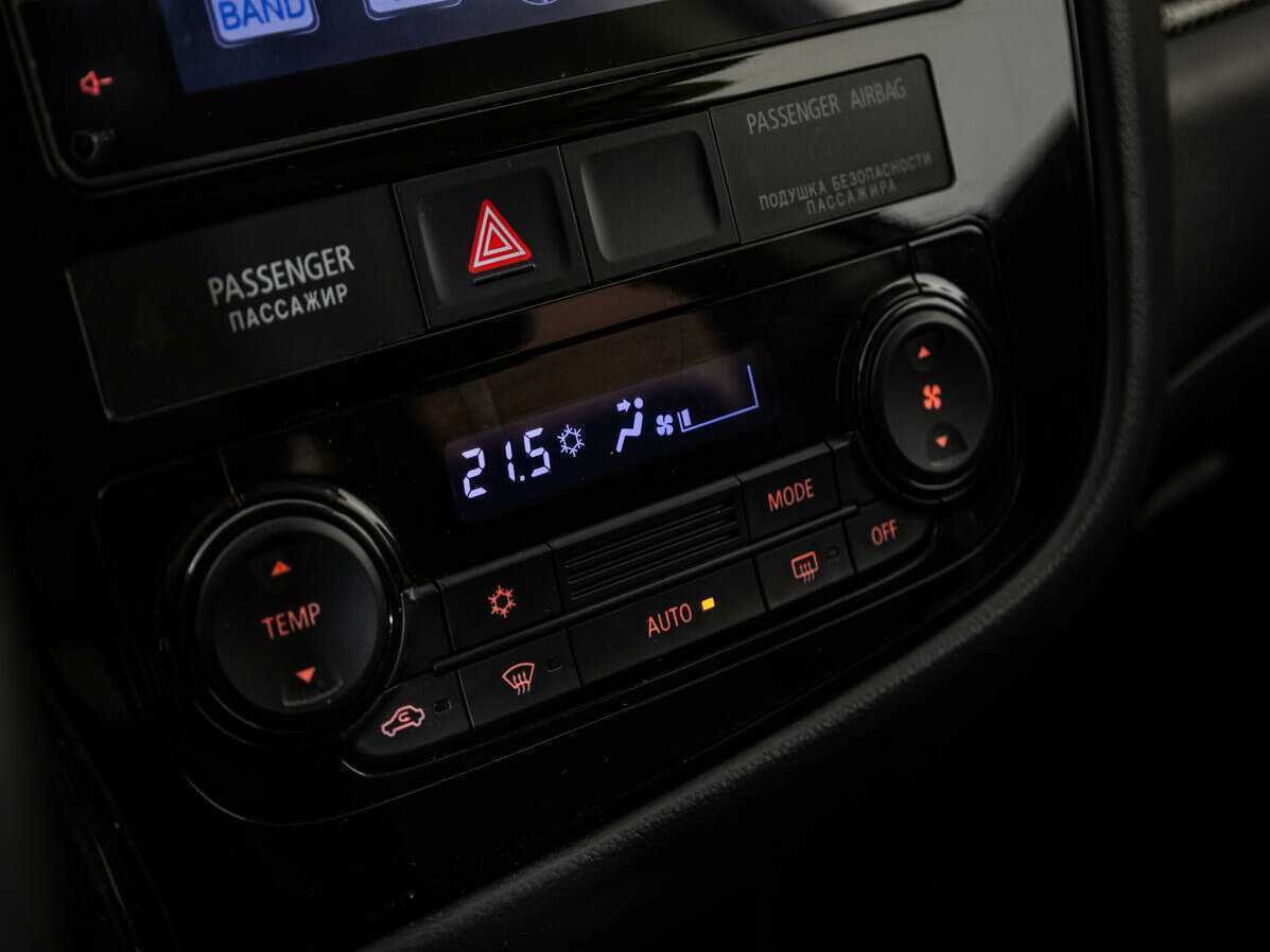 Купить Mitsubishi Outlander, 2018, 61 801 км.. Фото: #11