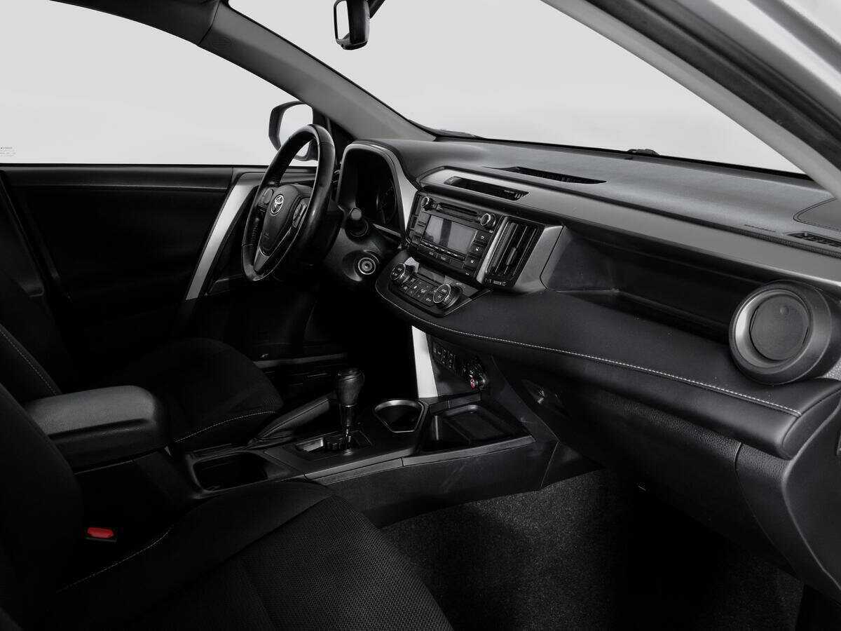 Купить Toyota RAV4, 2018, 92 900 км.. Фото: #8