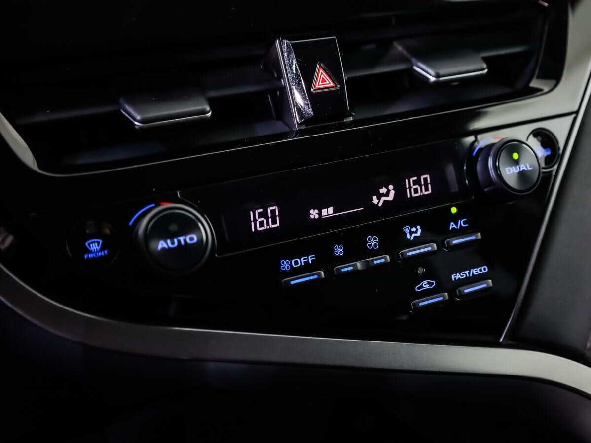 Купить Toyota Camry, 2022, 27 905 км.. Фото: #13