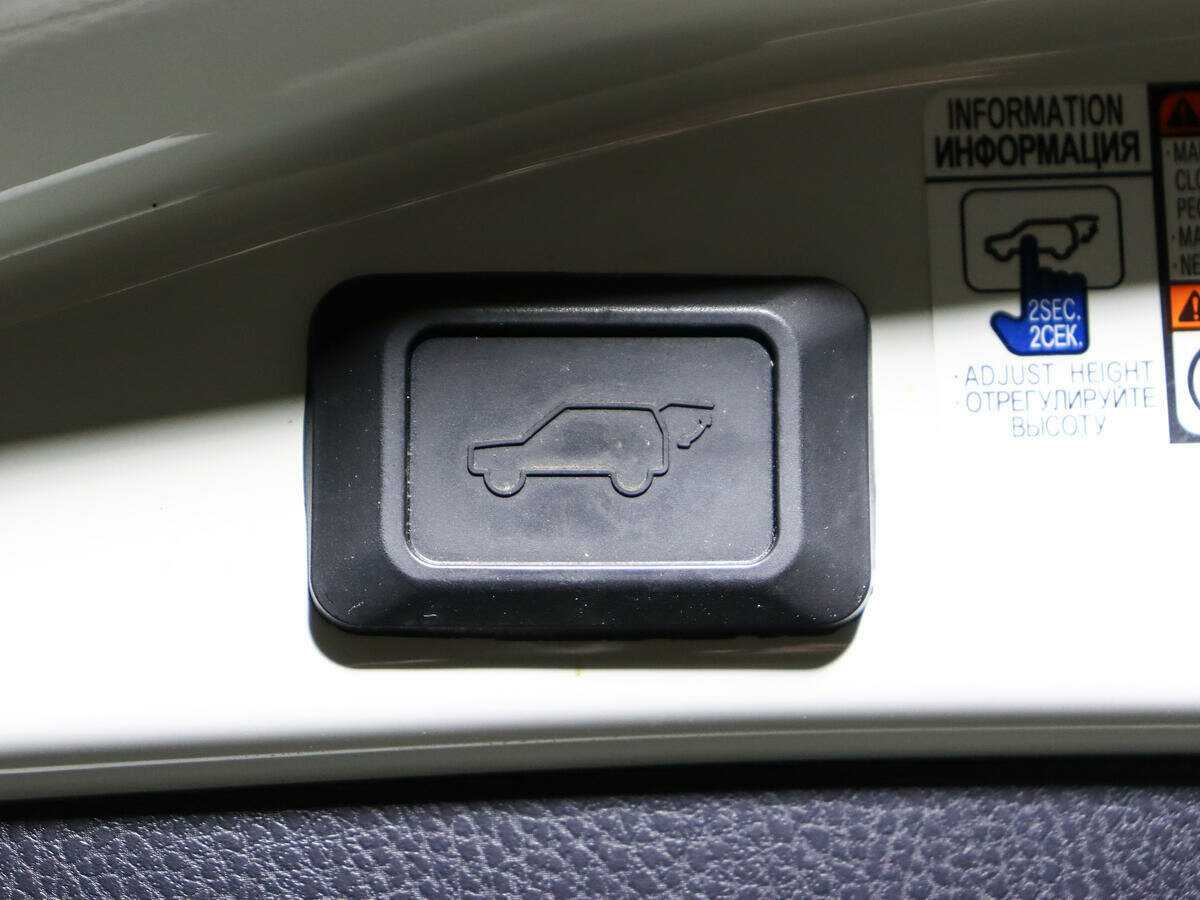 Купить Toyota RAV4, 2018, 63 906 км.. Фото: #13