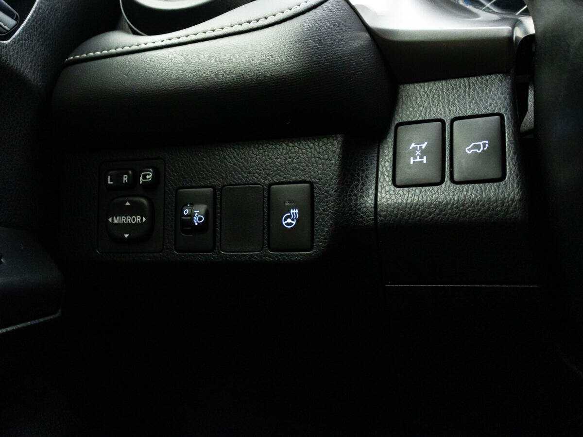 Купить Тойота Рав4, 2016, 141 638 км.. Фото: #16