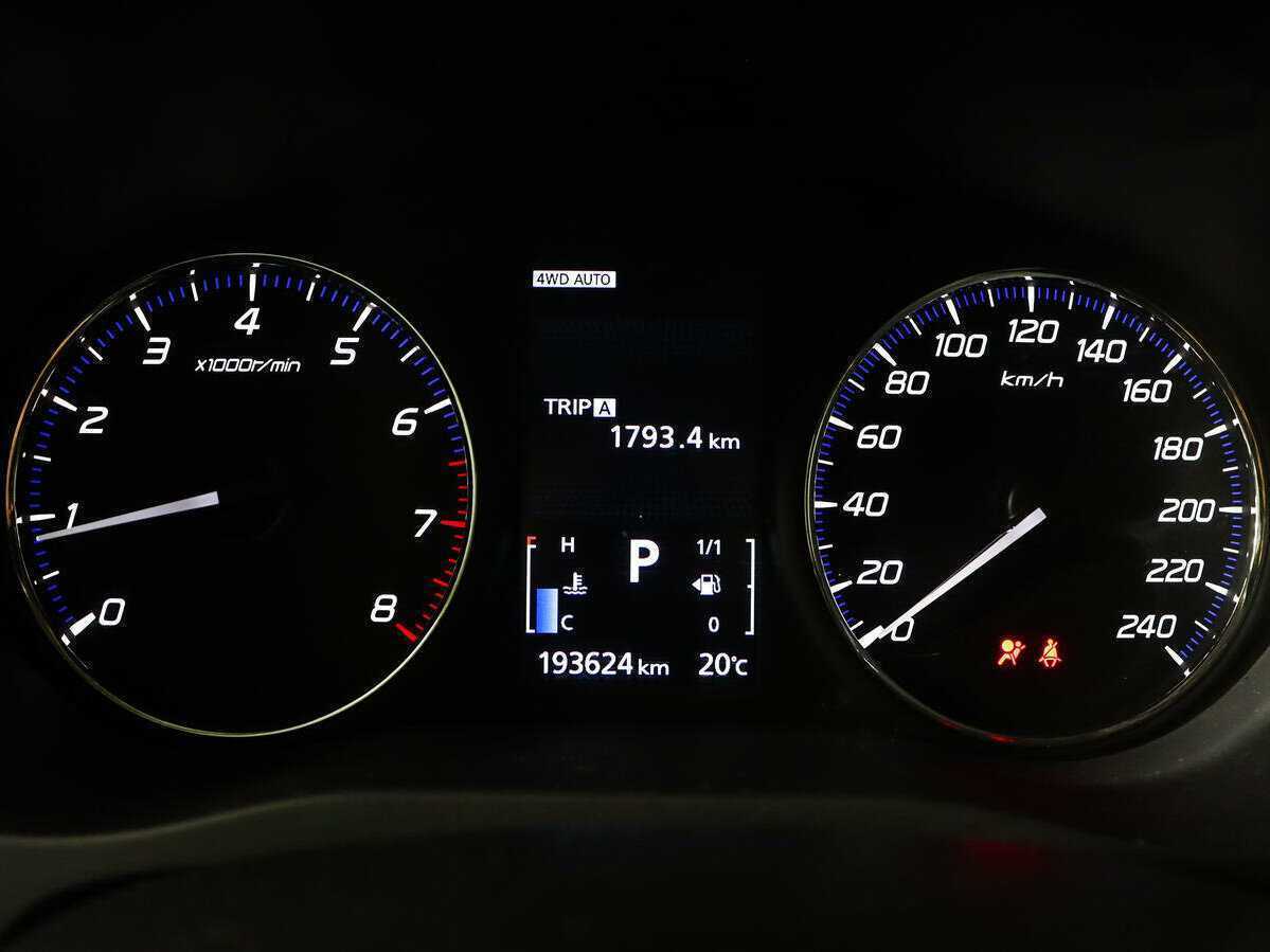 Купить Mitsubishi Outlander, 2017, 193 623 км.. Фото: #8