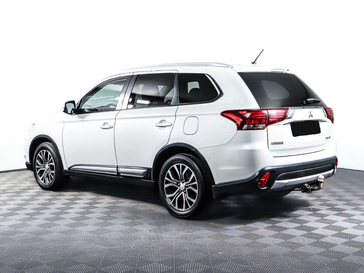 Купить Mitsubishi Outlander, 2015, 102 274 км.. Фото: #6