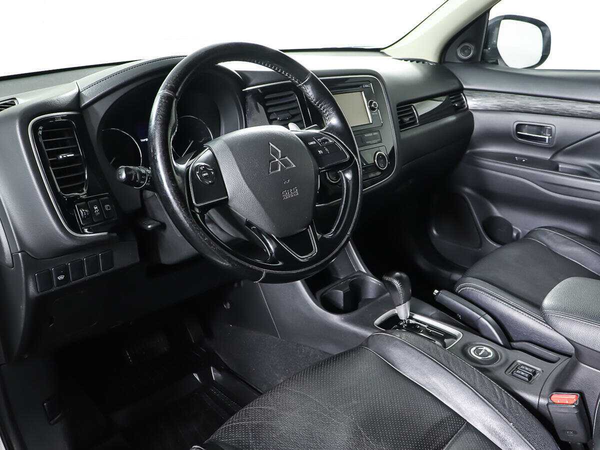 Купить Mitsubishi Outlander, 2015, 102 274 км.. Фото: #12