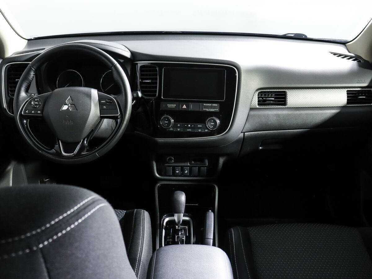 Купить Mitsubishi Outlander, 2018, 32 000 км.. Фото: #9