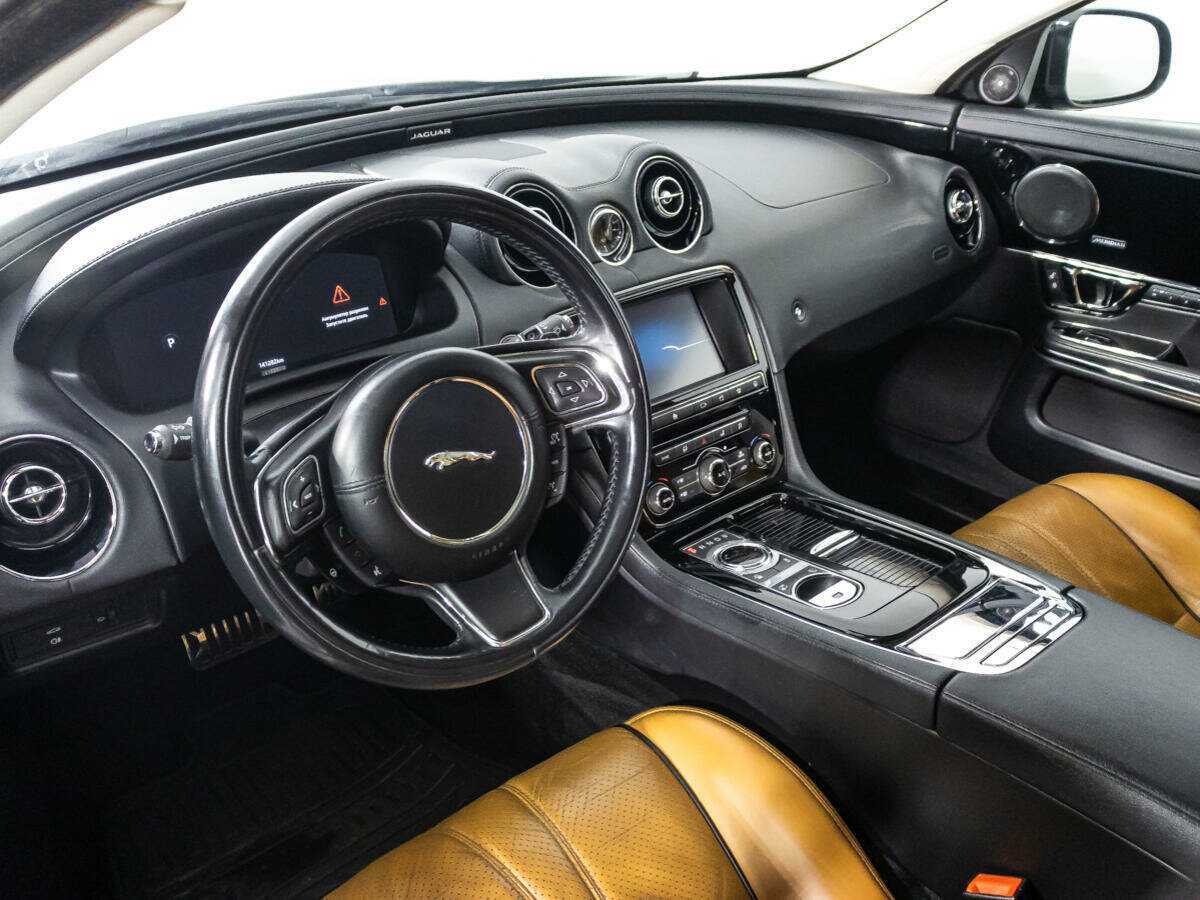 Купить Jaguar XJ, 2016, 141 280 км.. Фото: #10