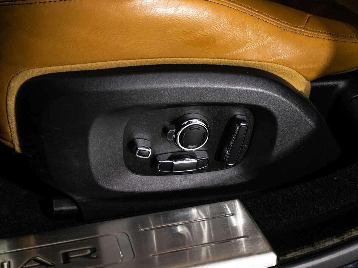 Купить Jaguar XJ, 2016, 141 280 км.. Фото: #19