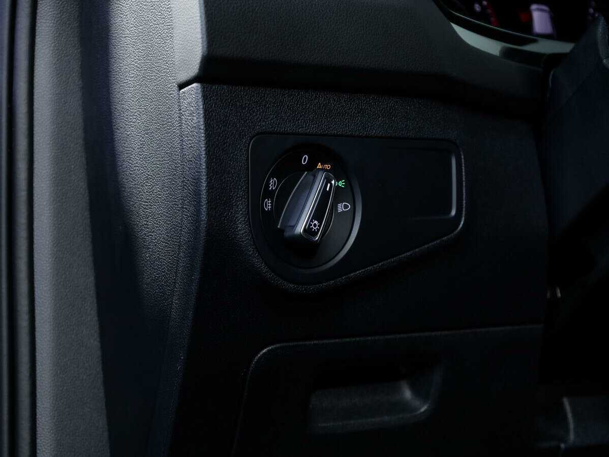 Купить Volkswagen Tiguan, 2018, 89 962 км.. Фото: #12