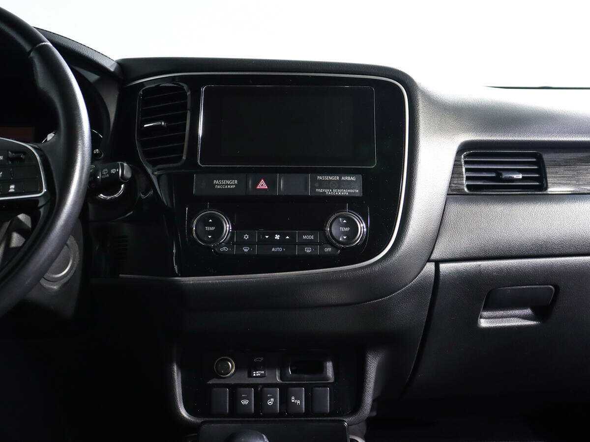 Купить Mitsubishi Outlander, 2017, 100 458 км.. Фото: #10