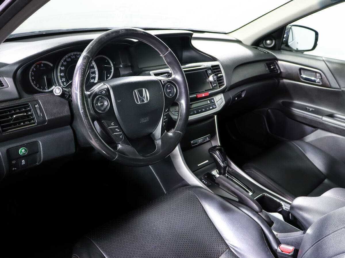 Купить Honda Accord, 2013, 173 879 км.. Фото: #11